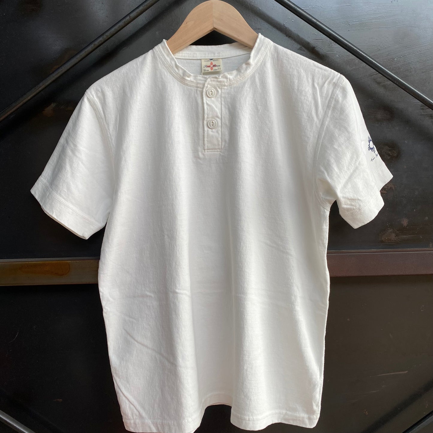 TWO MOON/トゥームーン RAFI HENLEY NECK T-SHIRTS ヘンリーネックTシャツ/24223-01