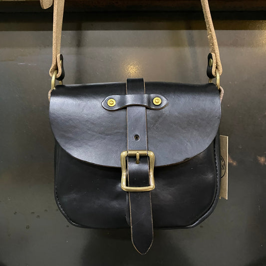 ARTBROWN/アートブラウン POSTMAN BAG ポストマンバッグ M/VGC0073AB BLACK ブラック 旅行用かばん・バッグ |南国 高知のジーパン屋 ORIGINAL