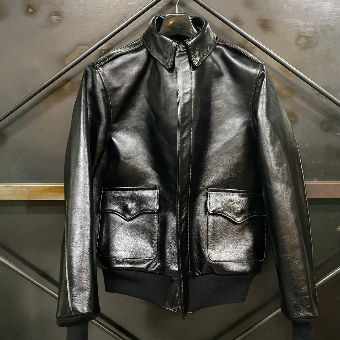 黒、いいやん！