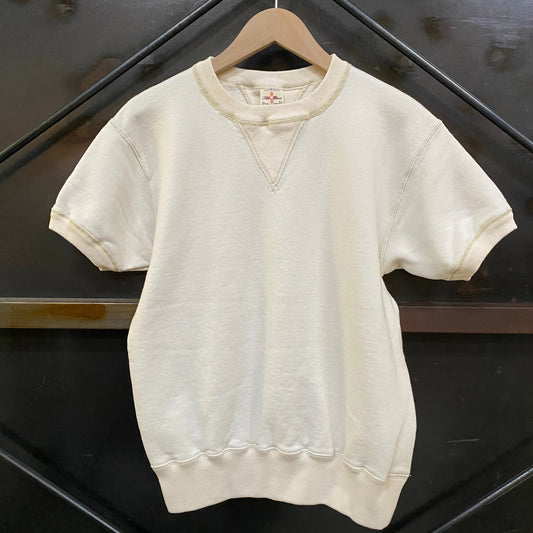 古くて新しい着こなしの提案.....TWOMOON