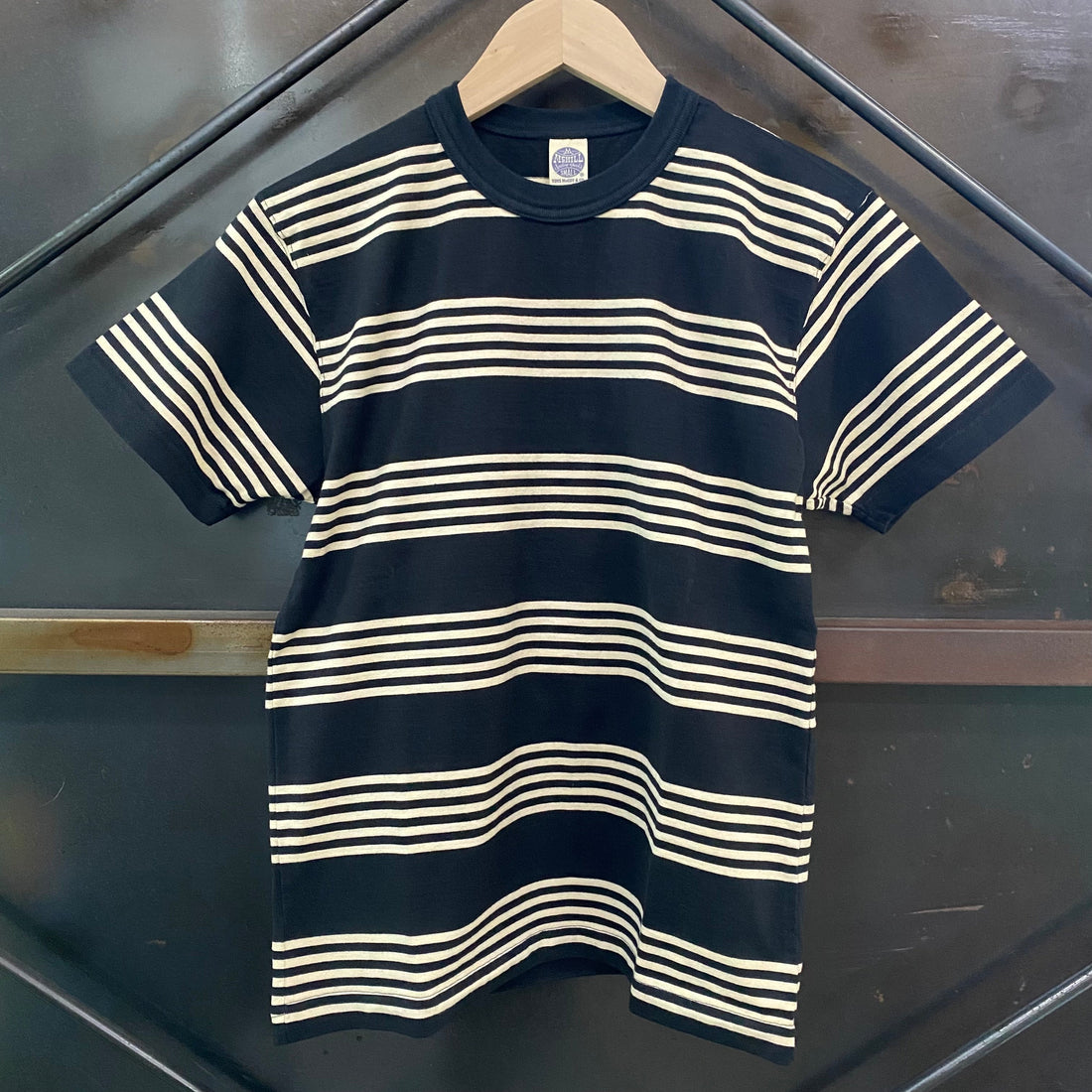 MULTI BORDERED TEE......................