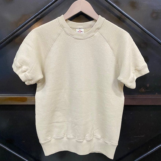 入荷からの靴磨き！