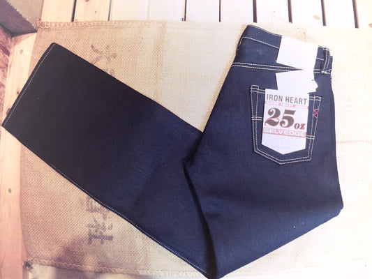 究極の極厚デニム、IRON HEART