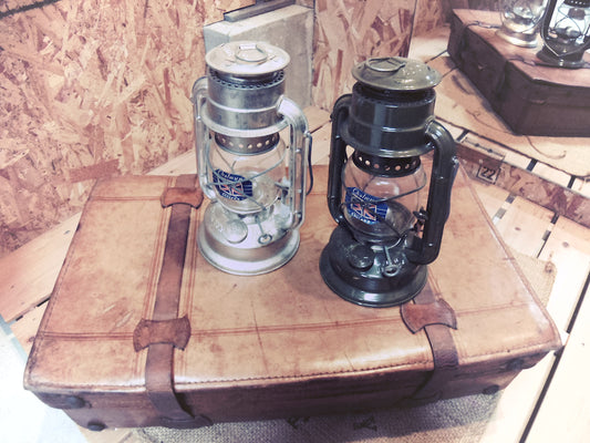 明日は定休日です！