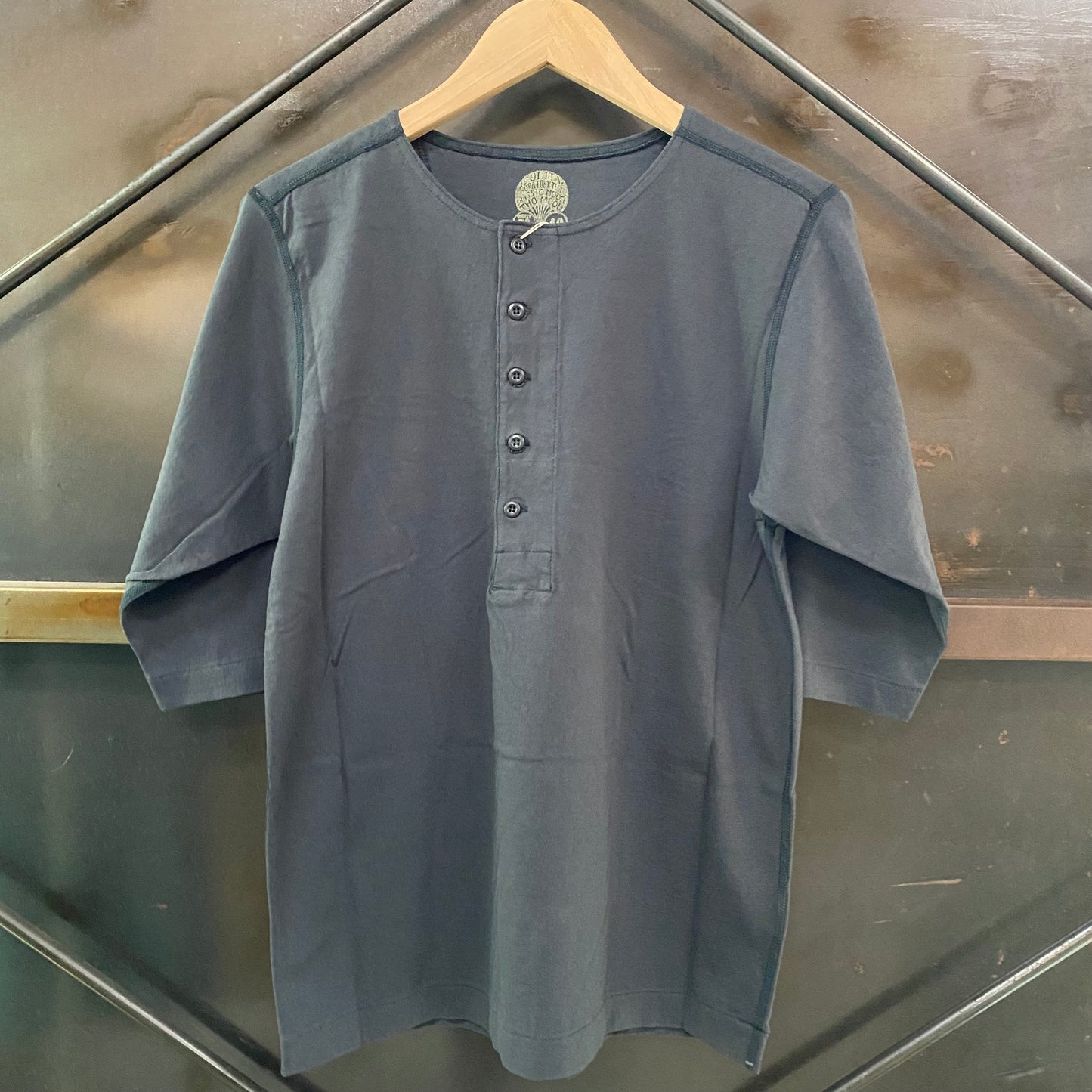 TWO MOON/トゥームーン HALF SLEEVE HENLY NECK ハーフスリーブヘンリーネックT/20277-78 78 CARBON BLACK カーボンブラック Tシャツ ｜南国 高知のジーパン屋 ORIGINAL