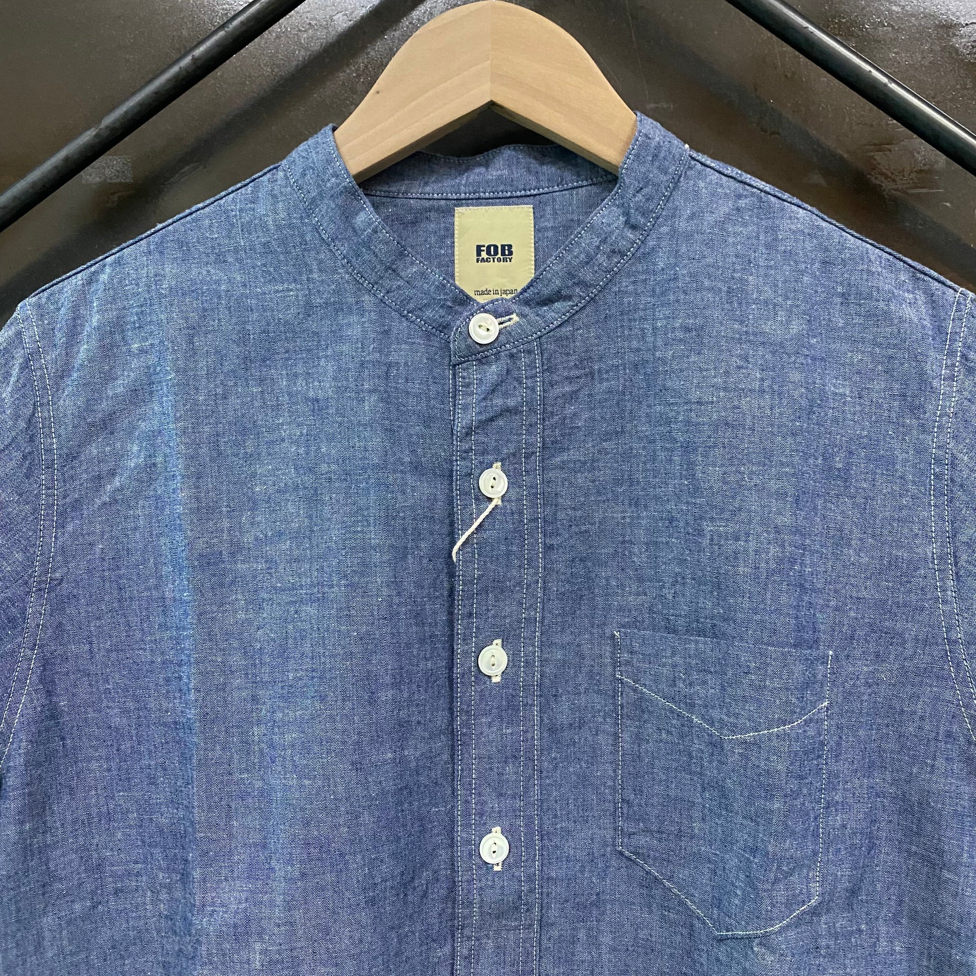 FOB FACTORY /エフオービーファクトリー セルヴィッチ シャンブレー バンドカラー シャツ/F3428 シャツ ｜南国 高知のジーパン屋 ORIGINAL