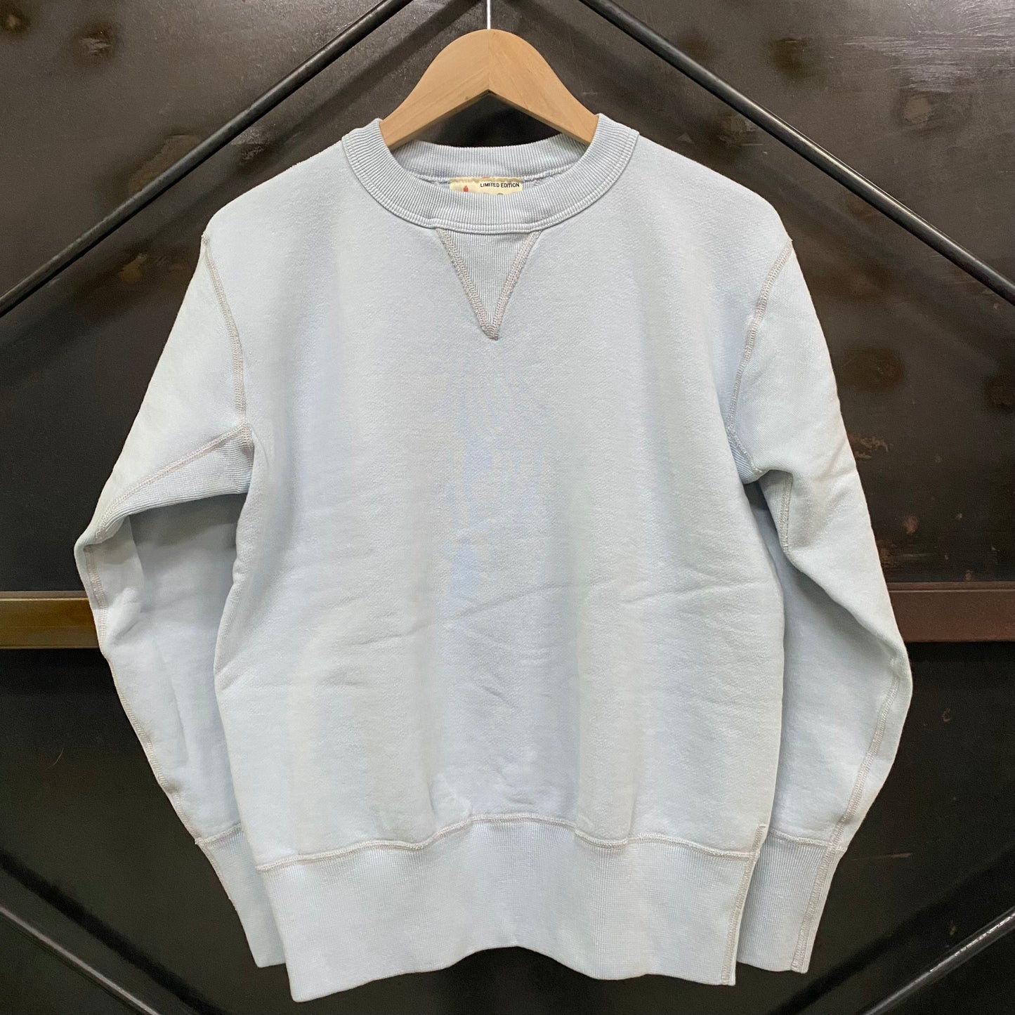 TWO MOON/トゥームーン V-GUSSET SET-IN SLEEVE SWEATSHIRTS FOR SPRING/92020-30 30 SAXE BLUE サックスブルー スウェット ｜南国 高知のジーパン屋 ORIGINAL