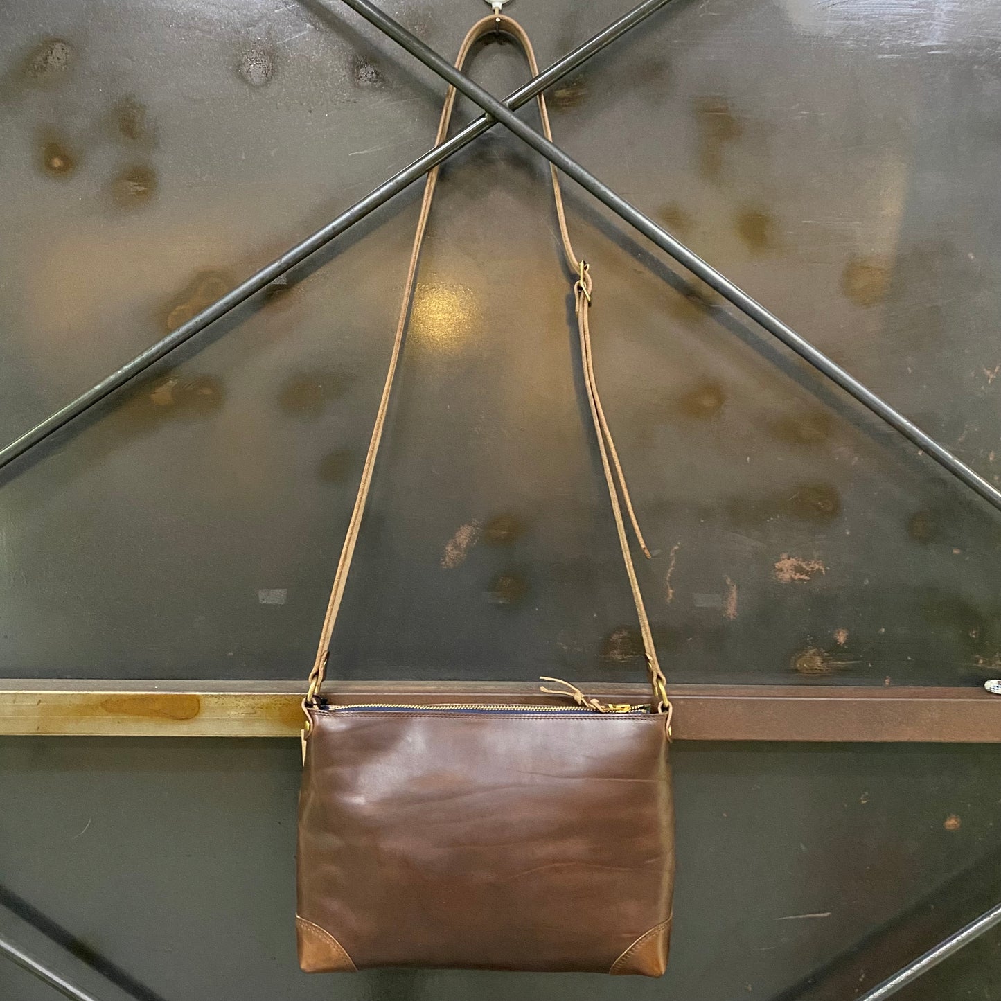 ARTBROWN/アートブラウン HORWEENクロムエクセルサコッシュ/VGC00074AB CHOCO チョコ ハンドバッグ・財布 ｜南国 高知のジーパン屋 ORIGINAL