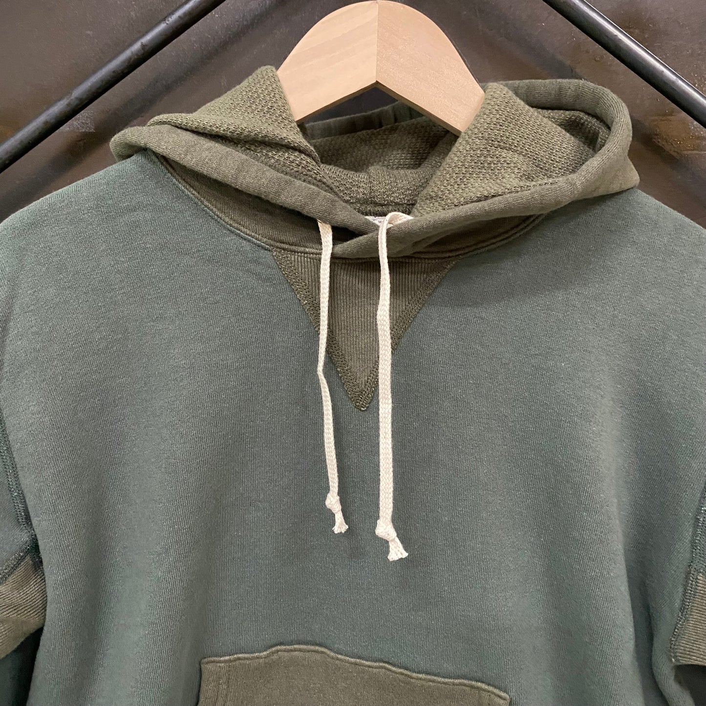 TWO MOON/トゥームーン 丸胴両Vセットインスリーブ・プルオーバーパーカー/92023-46