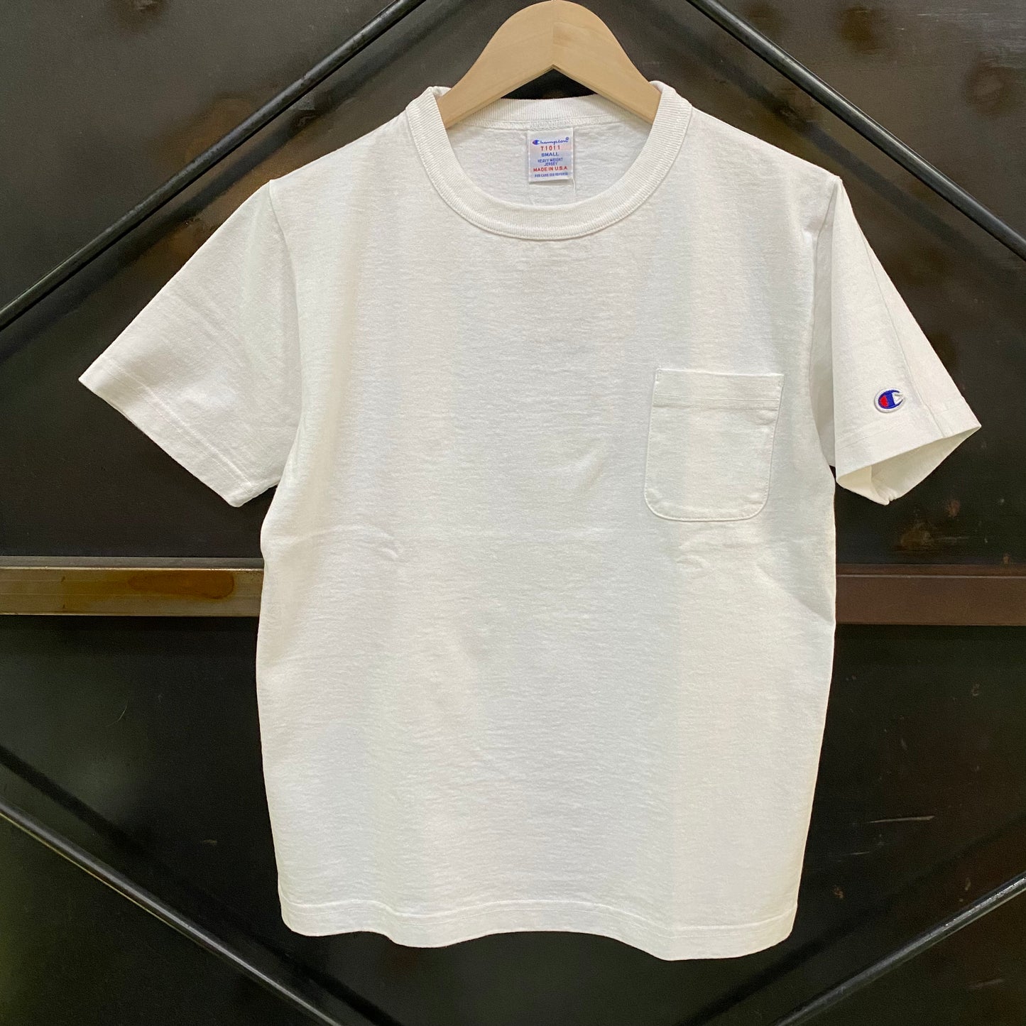 CHAMPION/チャンピオン ティーテンイレブン ショートスリーブポケットTシャツC5-B303 ホワイト Tシャツ ｜南国 高知のジーパン屋 ORIGINAL