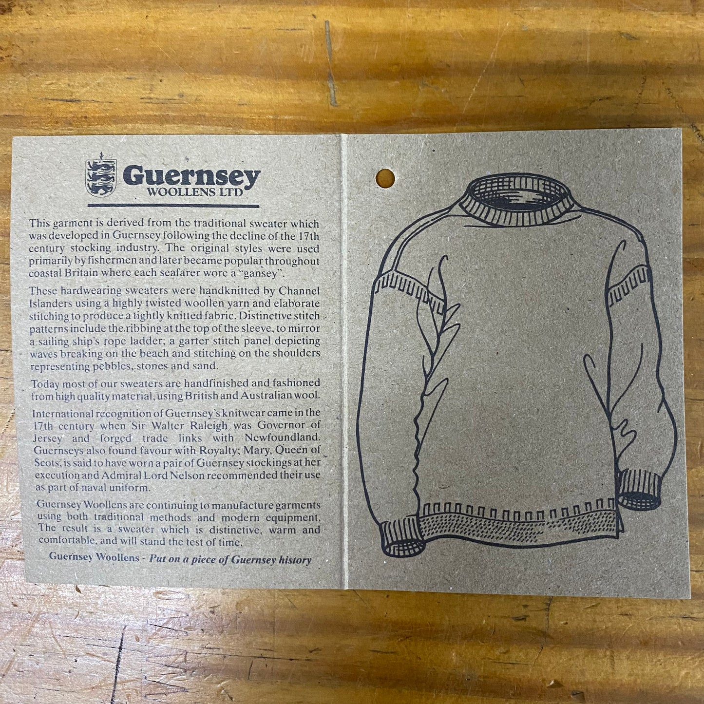 GUERNSEY WOOLENS/ガンジーウーレンズ TRADITIONAL GUERNSEY ガンジーニット/240055